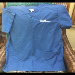 Scrub top. Spectrum Unisex. Ocean blue color. EUC.